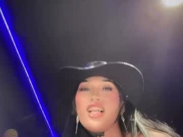 2damnh0t_slut