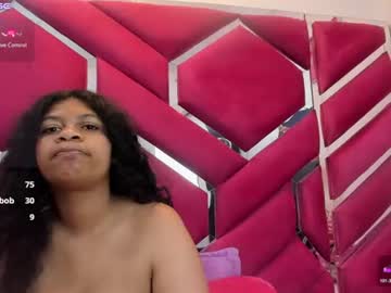 tati_hot699