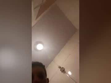 ubxmfyaeywwd