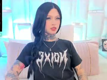 doll__bella