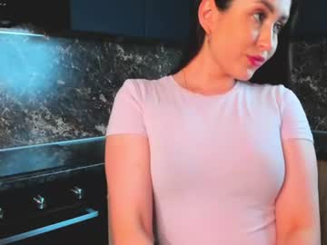 elyra_noir