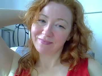 grace_redhead