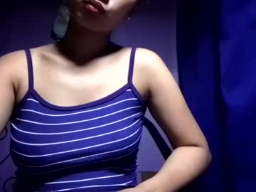 latina_shaine