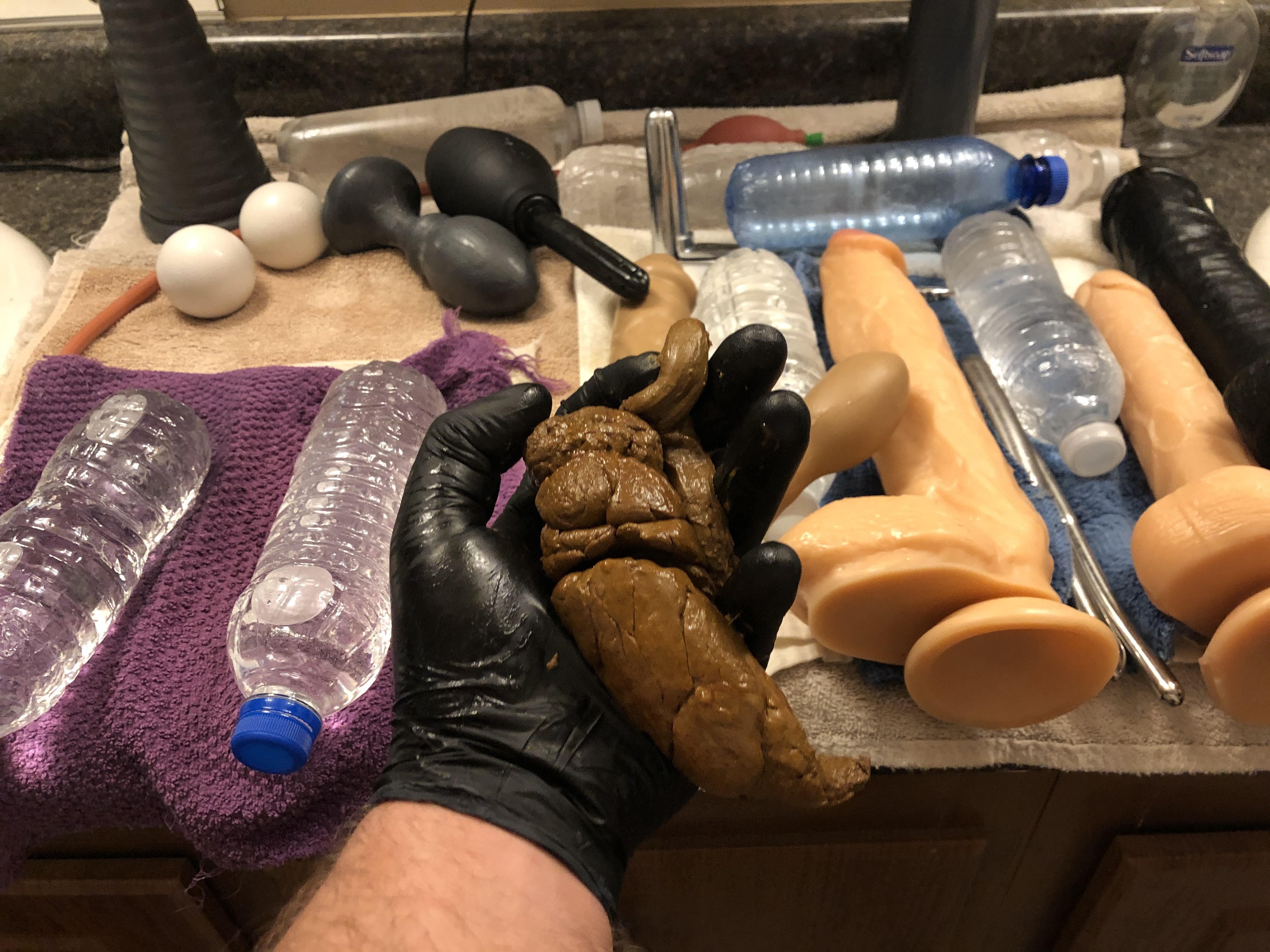 Nasty solo male scat ;) — 37