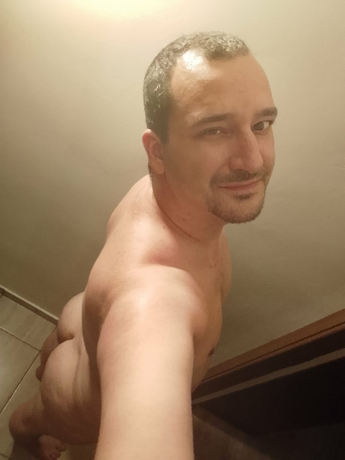 Gay slut from Romania — 40