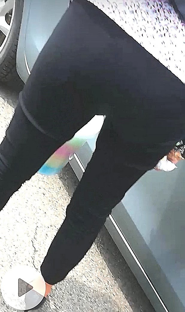 Sexy friends mom vpl cameltoe and upskirt compil — 9