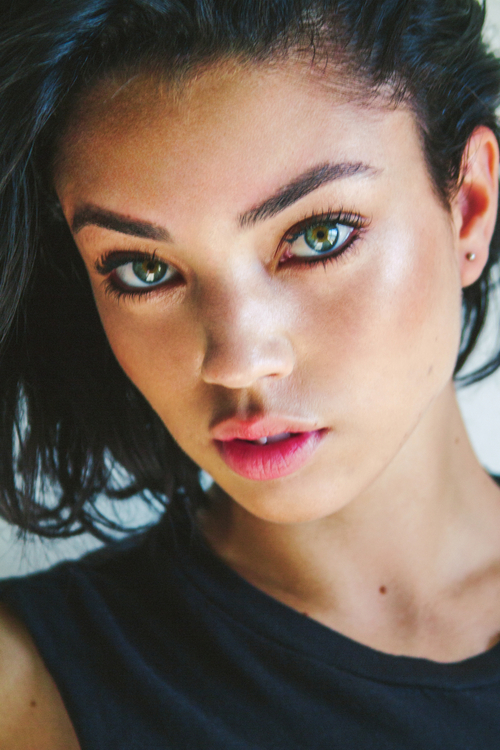 Brunettes — 10