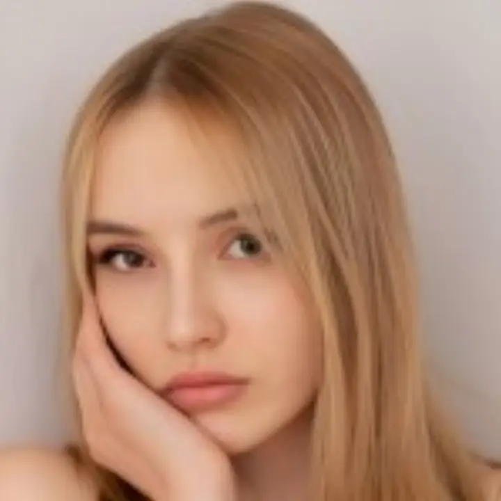 A peek inside The DawlHouse — 6