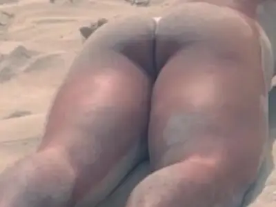Zotzman - Hombre en tanga- Big Booty Men - Man InThong -